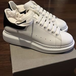 Alexander McQueen sneakers MEN SZ EU 41.5 / US 8.5
